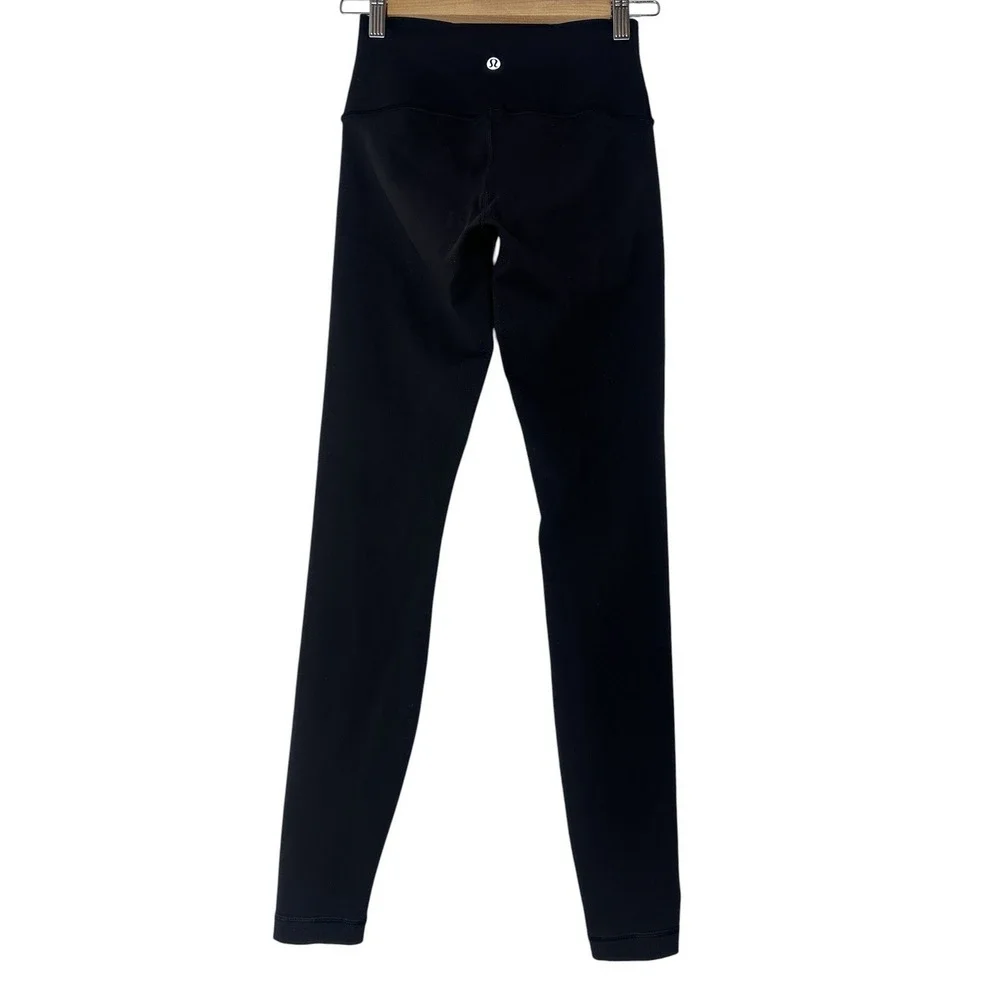 Lululemon wunder under leggings Women's Size 4 Black Atheisure Workout Gym